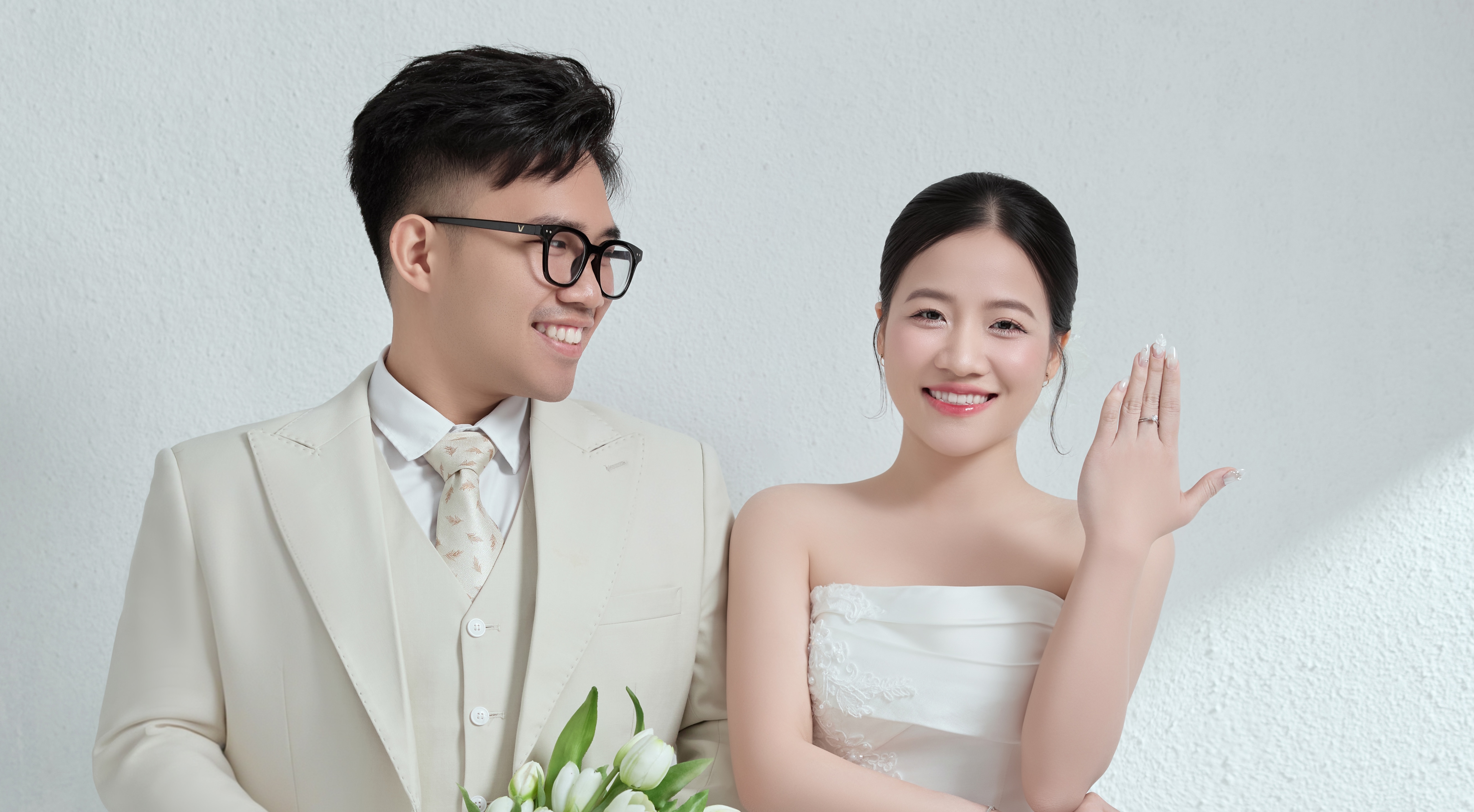 Đình Khoa & Nguyễn Linh